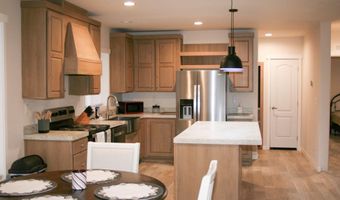 5846 Bufflehead Dr, Bonanza, OR 97623