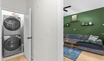 624 Robert St NW, Atlanta, GA 30318