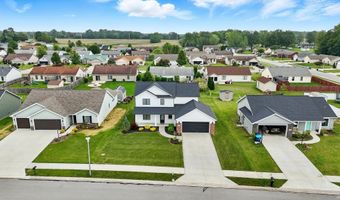 1308 Hideaway Dr, Auburn, IN 46706