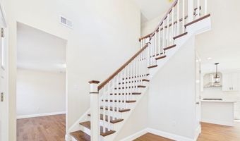 2 Bc Ln, Berkley, MA 02779