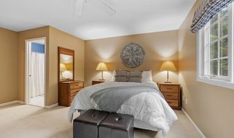 1 Emery Rd 1, Bedford, MA 01730