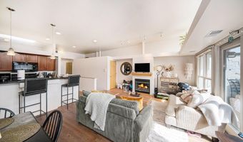 217 E Washington St, Ann Arbor, MI 48104