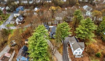 22 Parker St, Bangor, ME 04401