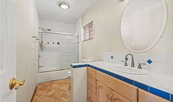 32651 Teller Ave, Agua Dulce, CA 91390