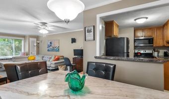 7 Wake Robin Rd 310, Lincoln, RI 02865
