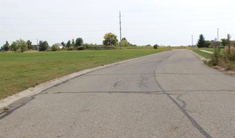 Smith Dr, Auburn, IN 46706