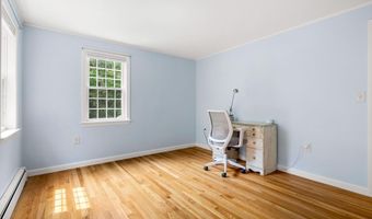 6 Winterberry Dr, Amherst, NH 03031