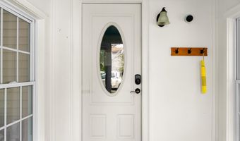 1486 Washington St, Bath, ME 04530