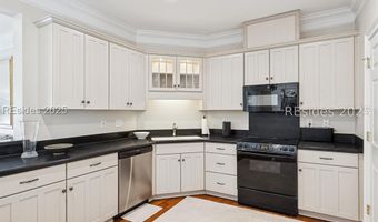 44 Colleton River Dr, Bluffton, SC 29910