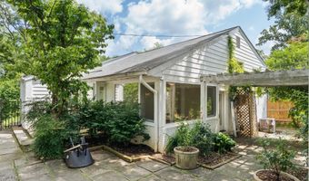 4929 JAMESTOWN Rd, Bethesda, MD 20816