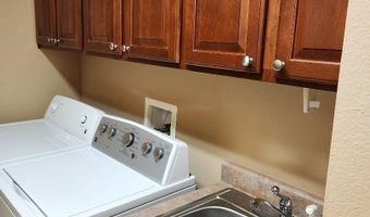 7720 E Worth Ave, Benton, AR 72019