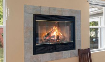 3303 E HEIDEMANN Dr, Appleton, WI 54915