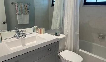 20900 Leeward Ct 213-1, Aventura, FL 33180