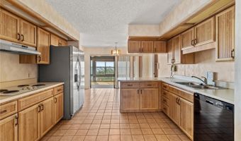 510 HILLSIDE Dr, Auburndale, FL 33823