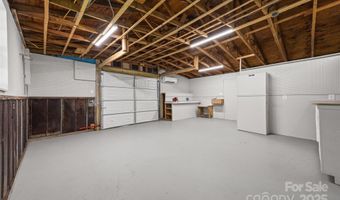1582 Cornwell Rd, Blackstock, SC 29014