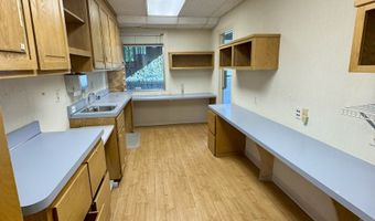 160 Wolcott St, Bristol, CT 06010