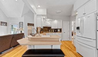 43 Hickory Dr, Barboursville, WV 25504