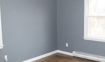 158 Walnut St, Amherst, VA 24521