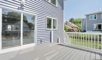 14 Byrne Pl, Bergenfield, NJ 07621