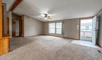 5105 Redcoat Loop, Bismarck, ND 58503