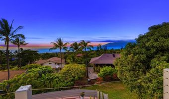 738 Lanina Pl, Kihei, HI 96753