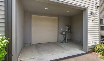 1924 CHAPMAN Ave 10, Rockville, MD 20852