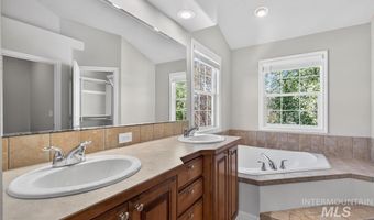 12935 N Schicks Ridge Rd, Boise, ID 83714