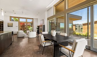 19015 Park Commons Dr, Bend, OR 97703