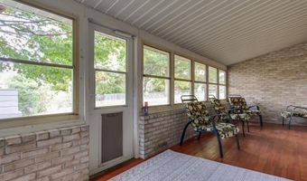 8 BRIGHTWOOD Dr, Hagerstown, MD 21740
