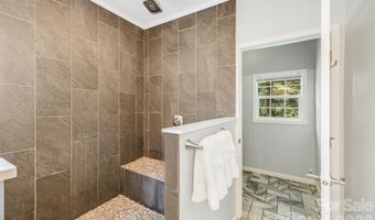 21 Old Pinner Pl, Arden, NC 28704
