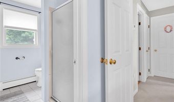 2 Brookfield Rd, Coventry, RI 02816