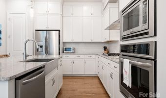 521 Belton St, Charlotte, NC 28209