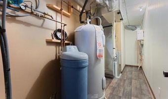 3411 Pawnee Dr SE, Alexandria, MN 56308