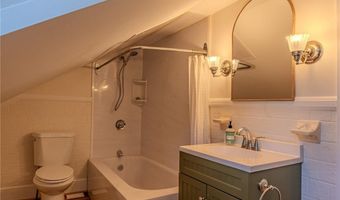726 Washington St, Coventry, RI 02816