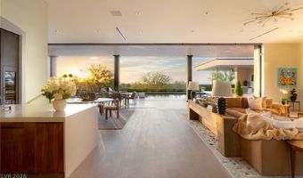 92 Sun Glow Ln, Las Vegas, NV 89135