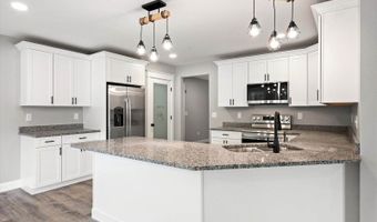 673 Streamside Ave, Hermon, ME 04401