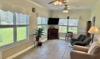 2259 E Laurel St, Atmore, AL 36502