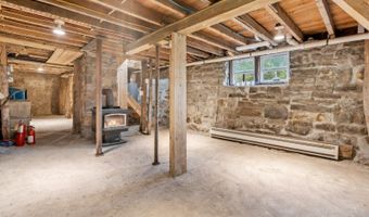 226-248 Barrett Rd, Alloway, NJ 07422
