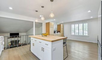 12438 W 70th Pl, Arvada, CO 80004