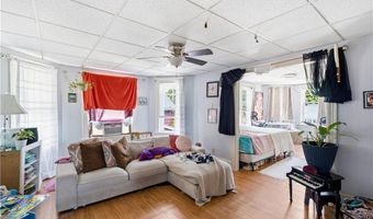 14 Garfield Ave, East Providence, RI 02916