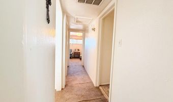 208 Vine St, Carlsbad, NM 88220