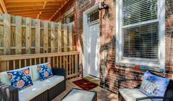 1628 CALVERT N, Baltimore, MD 21202