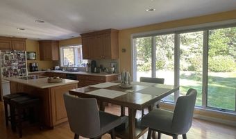 39 Oriole Dr, Andover, MA 01810