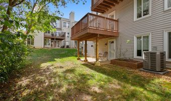 608 Highview Circle Dr, Ballwin, MO 63021
