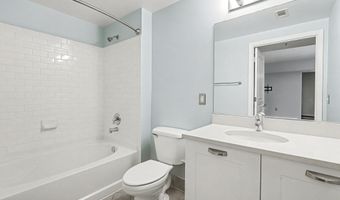 2451 MIDTOWN Ave 1611, Alexandria, VA 22303