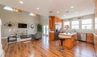 11057 Idaho St, Bay St. Louis, MS 39520