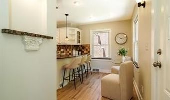 8076 Winona Ave, Allen Park, MI 48101