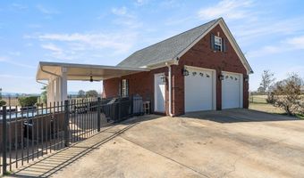 277 LAKE CHARLES Dr, Alpine, AL 35014