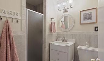 4417 LAUREL Rd, Alexandria, VA 22309