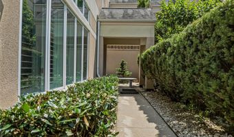 30 Dover St, Asheville, NC 28804